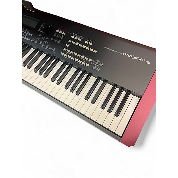 Used Yamaha MOXF8 88 Key Keyboard Workstation