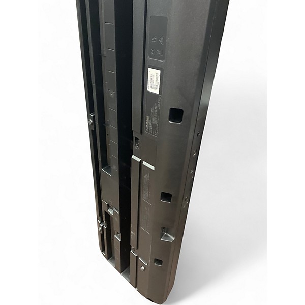 Used Yamaha PSR-EW320