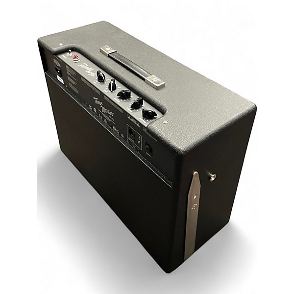 Used Fender FR-12 Guitar Combo Amp