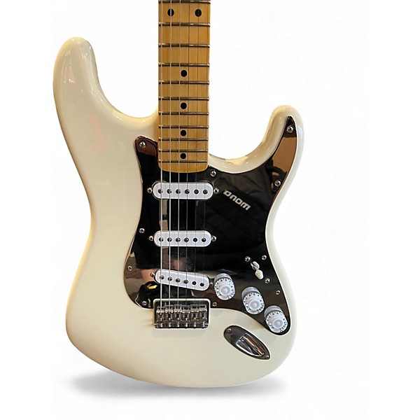 Used Fender Nile Rodgers Hitmaker Stratocaster Olympic White Solid Body Electric Guitar