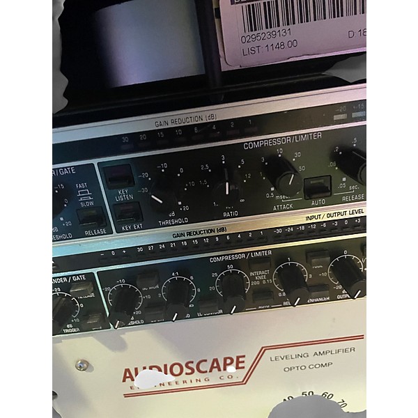 Used Behringer MDX2000 Compressor