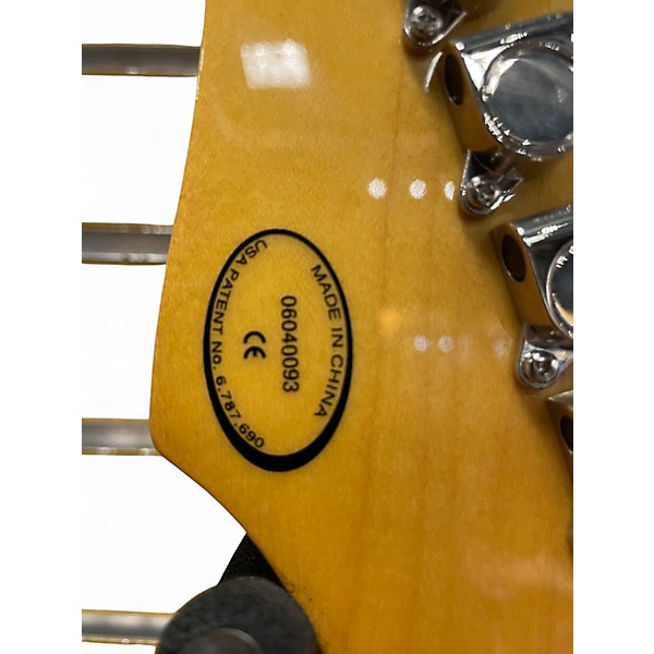 Used Line 6 Variax 600 2 Color Sunburst Solid Body Electric Guitar