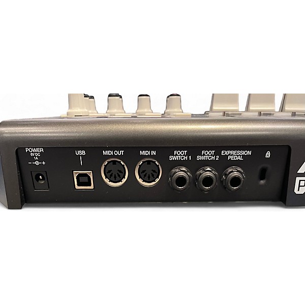 Used Akai Professional MPD32 MIDI Controller