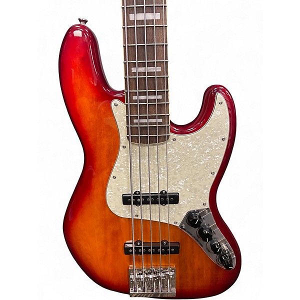 Squier Deluxe Jazz Bass Active V 5弦 Squier Deluxe Jazz Bass V Active - 3-Color Sunburst | Sweetwater