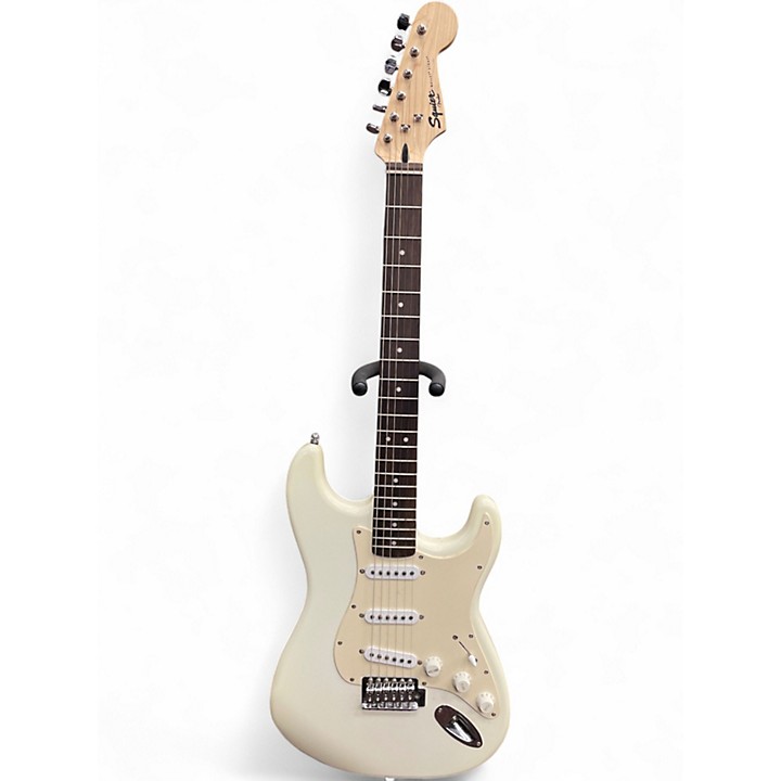 ギター Squire Bullet Stratocaster White Squier Bullet ® Stratocaster ®, Laurel Fingerboard, Arctic