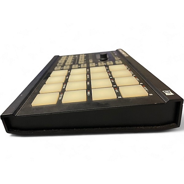 Used Native Instruments Maschine Mikro MKII MIDI Controller