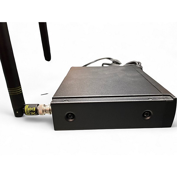 Used Shure SLX14 Receiver and Bodypack Headset Wireless System