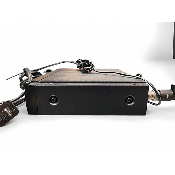 Used Shure SLX14 Receiver and Bodypack Headset Wireless System