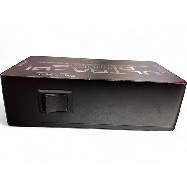 Used Behringer DI400P Passive Direct Box