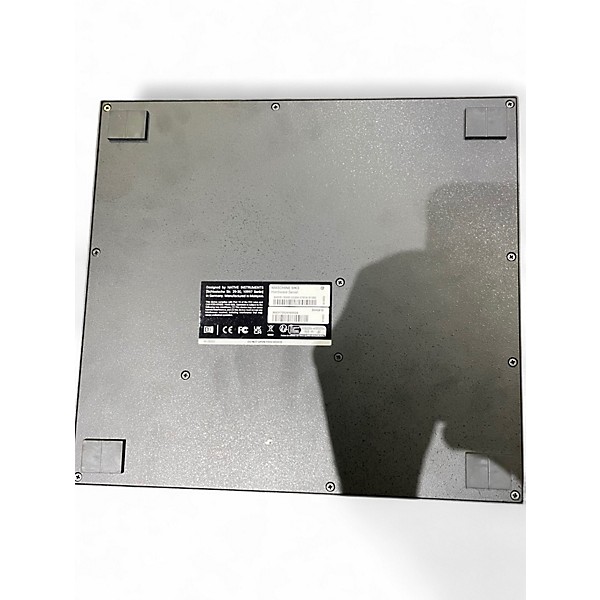 Used Native Instruments Maschine MK3 MIDI Controller