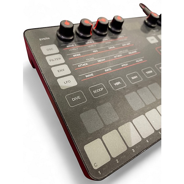 Used IK Multimedia UNO SYNTH Production Controller
