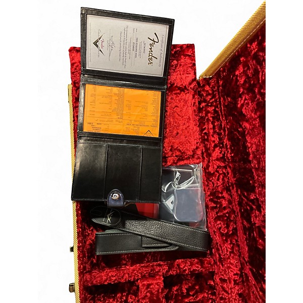 Used Fender Custom Shop 1950 Esquire Heavy Relic Aged White Solid Body Electric Guitar