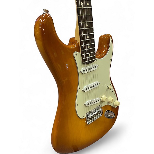Used Fender American Performer Stratocaster SSS Sienna Sunburst Solid Body Electric Guitar