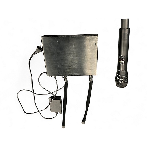 Used Shure QLXD4/QLXD2 KSM8 Handheld Wireless System