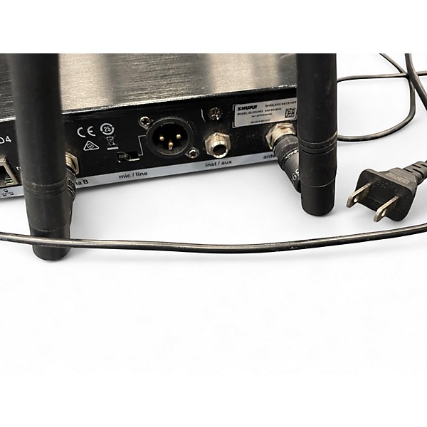 Used Shure QLXD4/QLXD2 KSM8 Handheld Wireless System