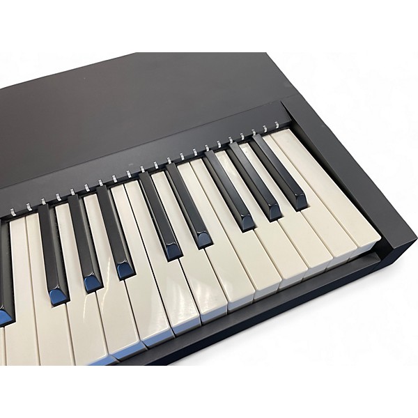 Used Native Instruments Komplete Kontrol S88 MIDI Controller