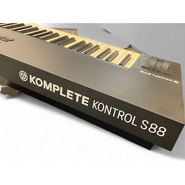 Used Native Instruments Komplete Kontrol S88 MIDI Controller