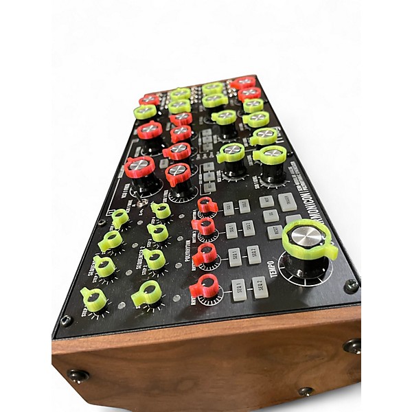 Used Moog SOUND STUDIO Synthesizer