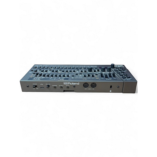 Used Roland JD-08 Synthesizer
