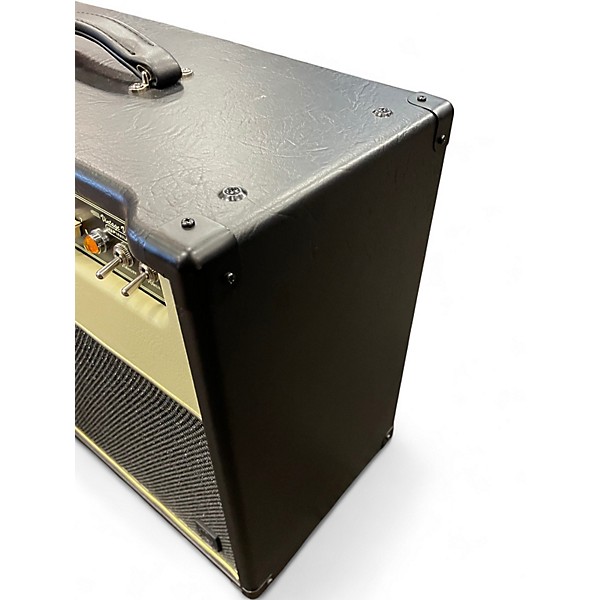 Used Bugera VINTAGE V22 INFINIUM Tube Guitar Combo Amp