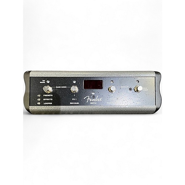 Used Fender mgt-4 Pedal Board