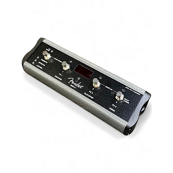 Used Fender mgt-4 Pedal Board
