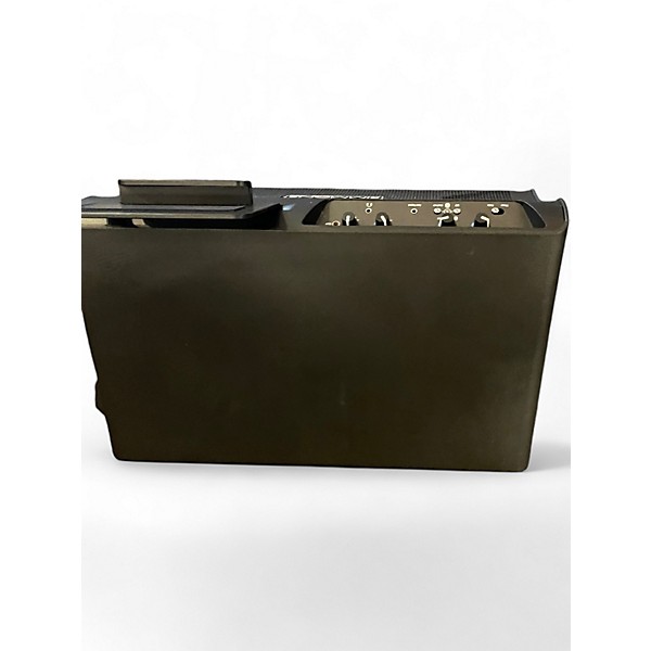 Used Simmons d2108 Powered Speaker