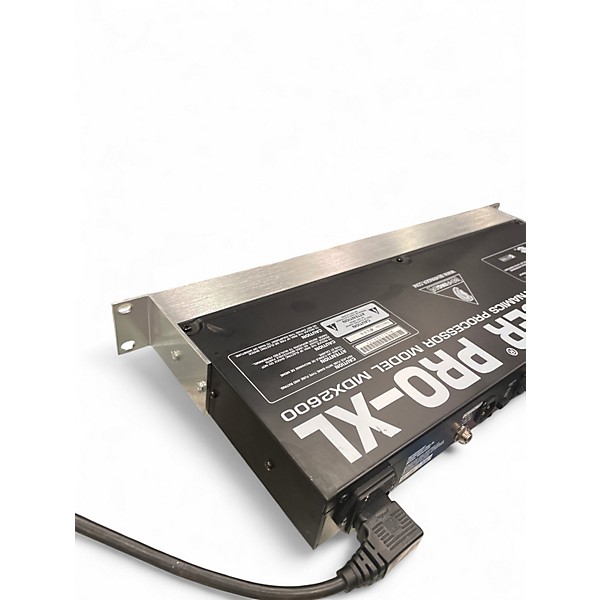 Used Behringer MDX2600 Compressor