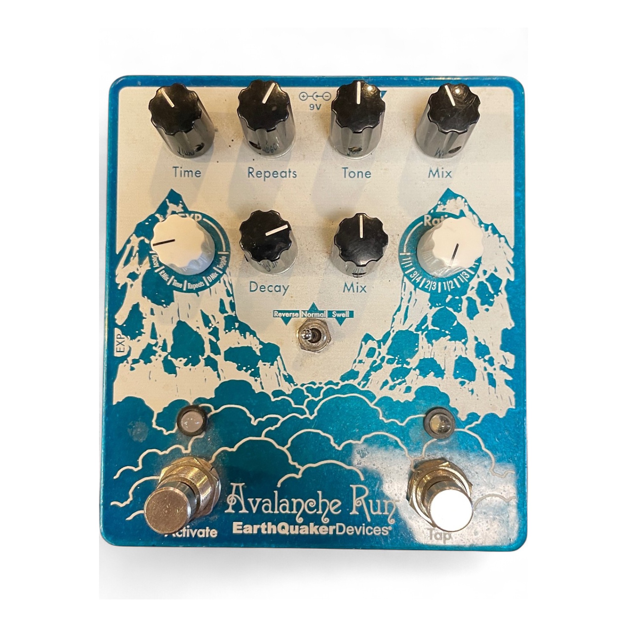 Used EarthQuaker Devices Avalanche Run Delay Effect Pedal
