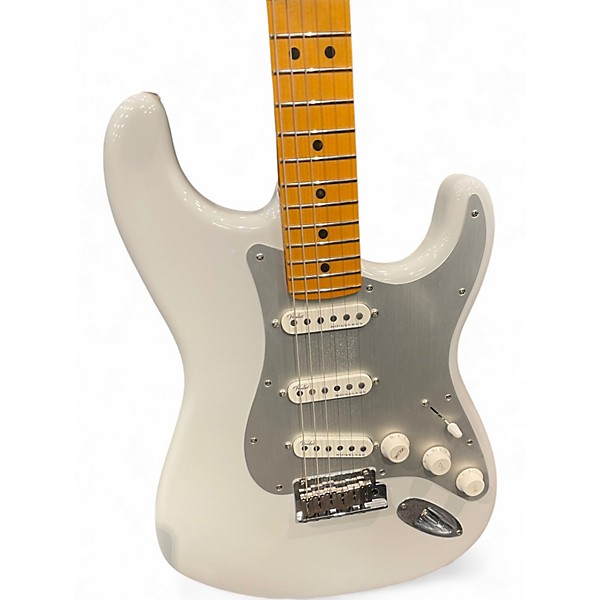 Used Fender ultra 2 Alpine White Solid Body Electric Guitar