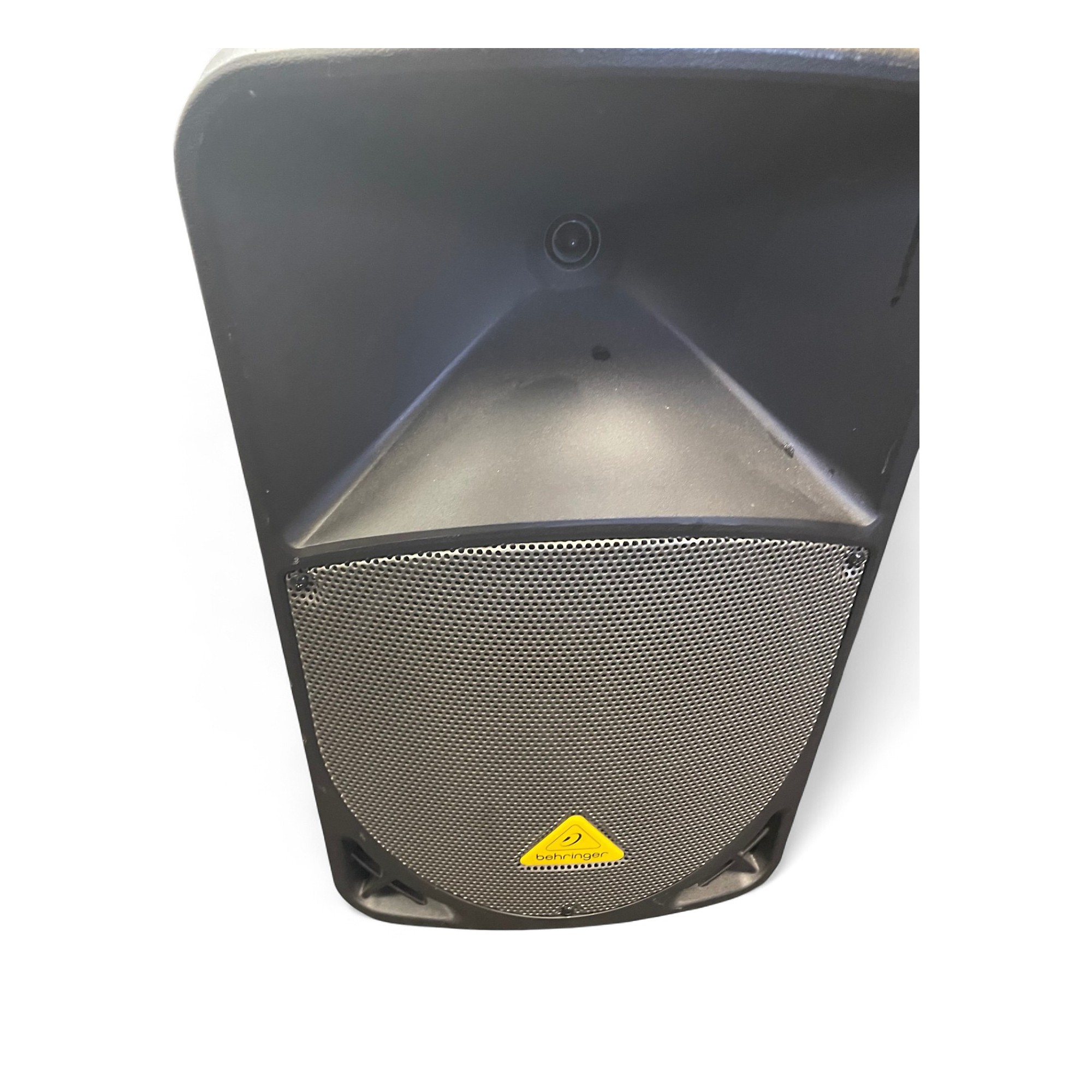 Used Behringer Eurolive B112D Powered Speaker | Guitar Center