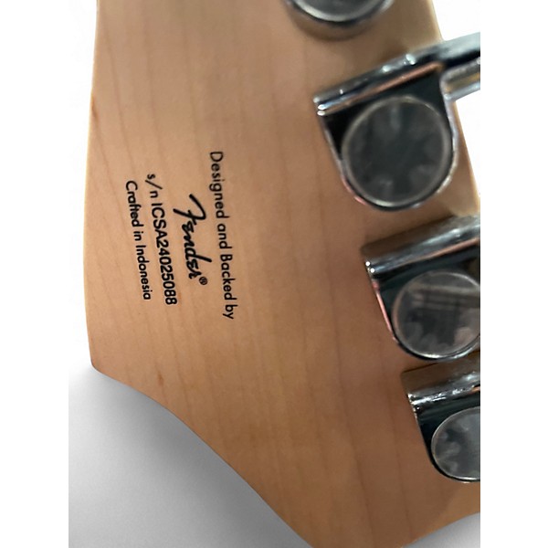 Used Squier Sonic Stratocaster Limited-Edition White Solid Body Electric Guitar