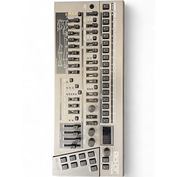 Used Roland JP08 Synthesizer