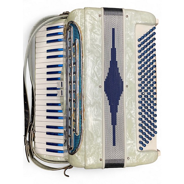 Used Lindo C10 Accordion