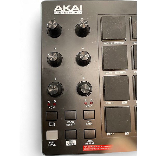 Used Akai Professional MPD218 MIDI Controller