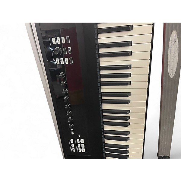 Used Native Instruments Komplete Kontrol S88 MIDI Controller