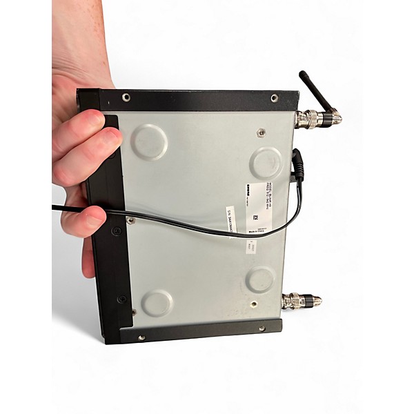 Used Shure BLX4R-H9 SM58 WIRELESS SET Handheld Wireless System