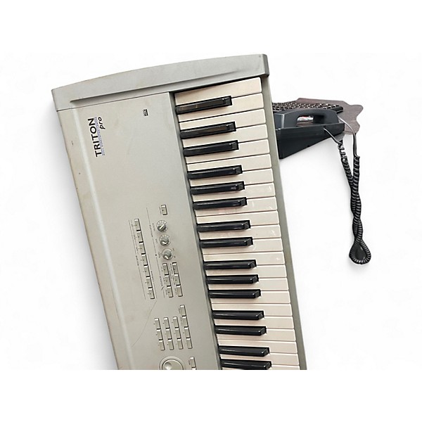 Used KORG Triton Pro 76 Key Keyboard Workstation