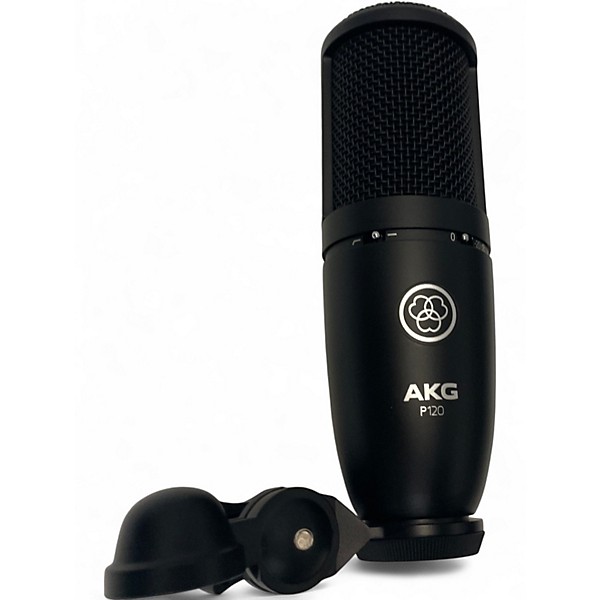 AKG P120のマイクとUMC202HD 使用回数が少なく、ほぼ新品同様です AKG P120のマイクとUMC202HD 使用回数が少なく、ほぼ新品同様です AKG P120