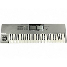 Used Native Instruments Komplete Kontrol S61 MK2 MIDI Controller