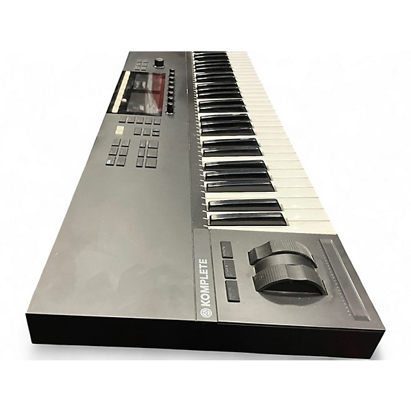 Used Native Instruments Komplete Kontrol S61 MK2 MIDI Controller