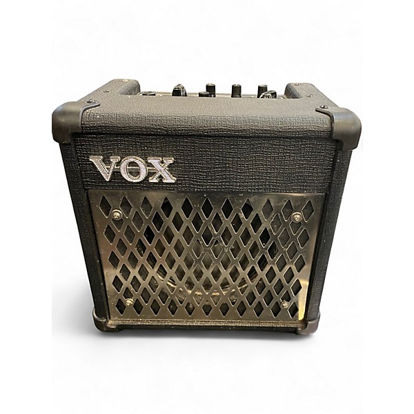 Used VOX DA5 Battery Powered Amp