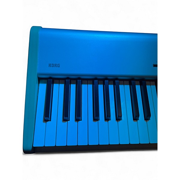 Used KORG SP-500 88 KEY STAGE Keyboard Workstation