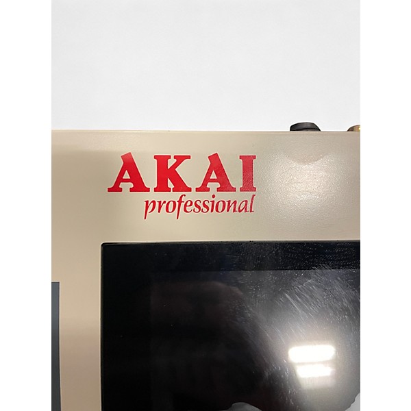 Used Akai Professional MPC Live 2 Production Controller