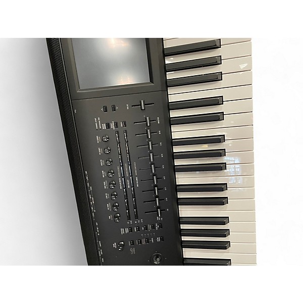 Used KORG KRONOS 3 Keyboard Workstation