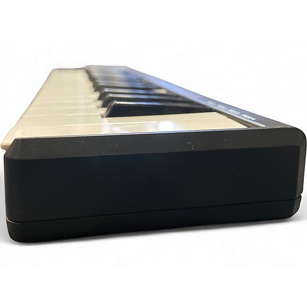 Used Akai Professional LPK25 MIDI Controller