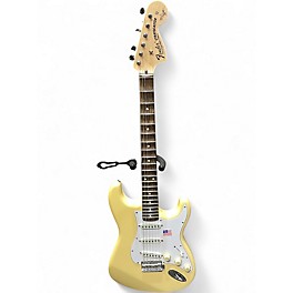 Used Fender YNGWIE MALMSTEEN STRATOCASTER RW Cream Solid Body Electric Guitar