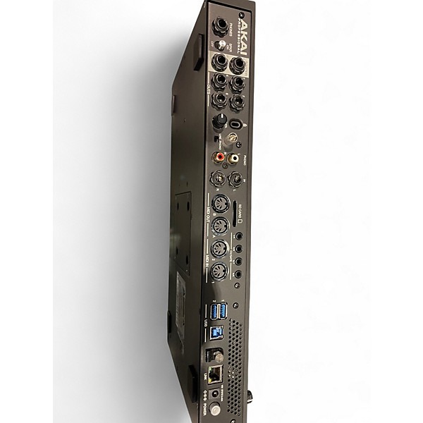 Used Akai Professional MPC Live 2 Production Controller