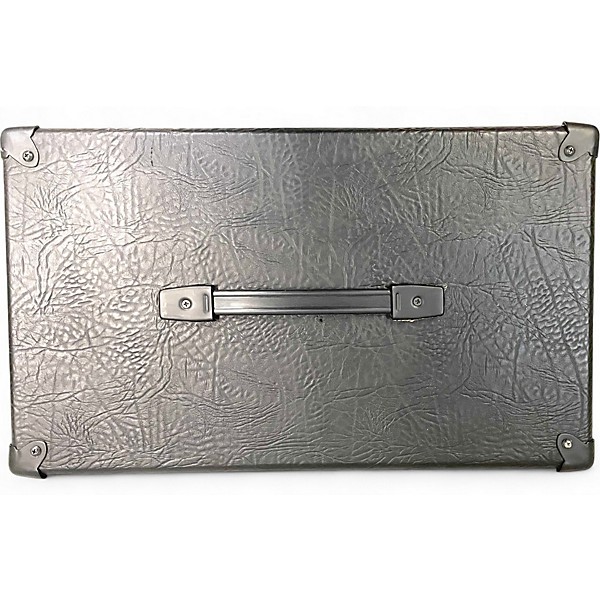 Used Celestion stage right 611 899 Guitar Cabinet