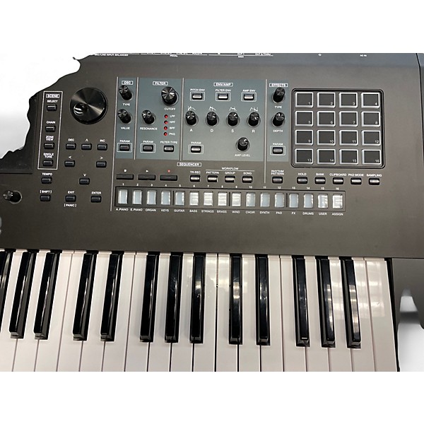 Used Roland Fantom 6 Keyboard Workstation